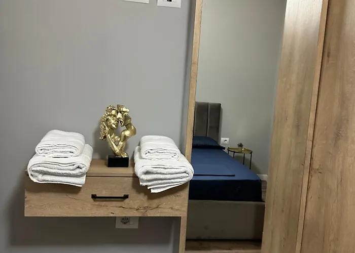 Apartment Jo-al, New Bazaar! Tirana